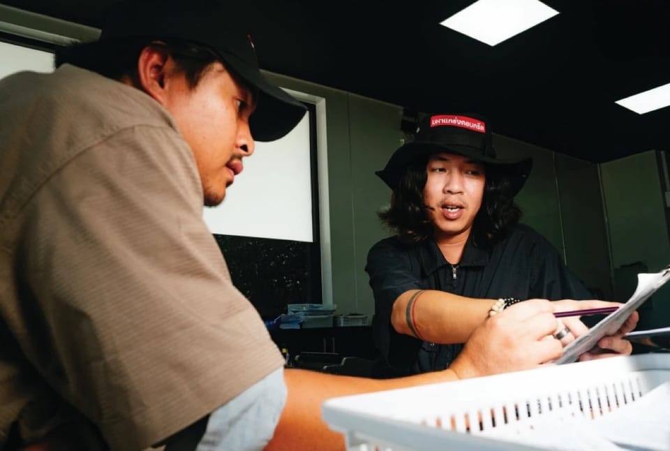 Reviewing quality records