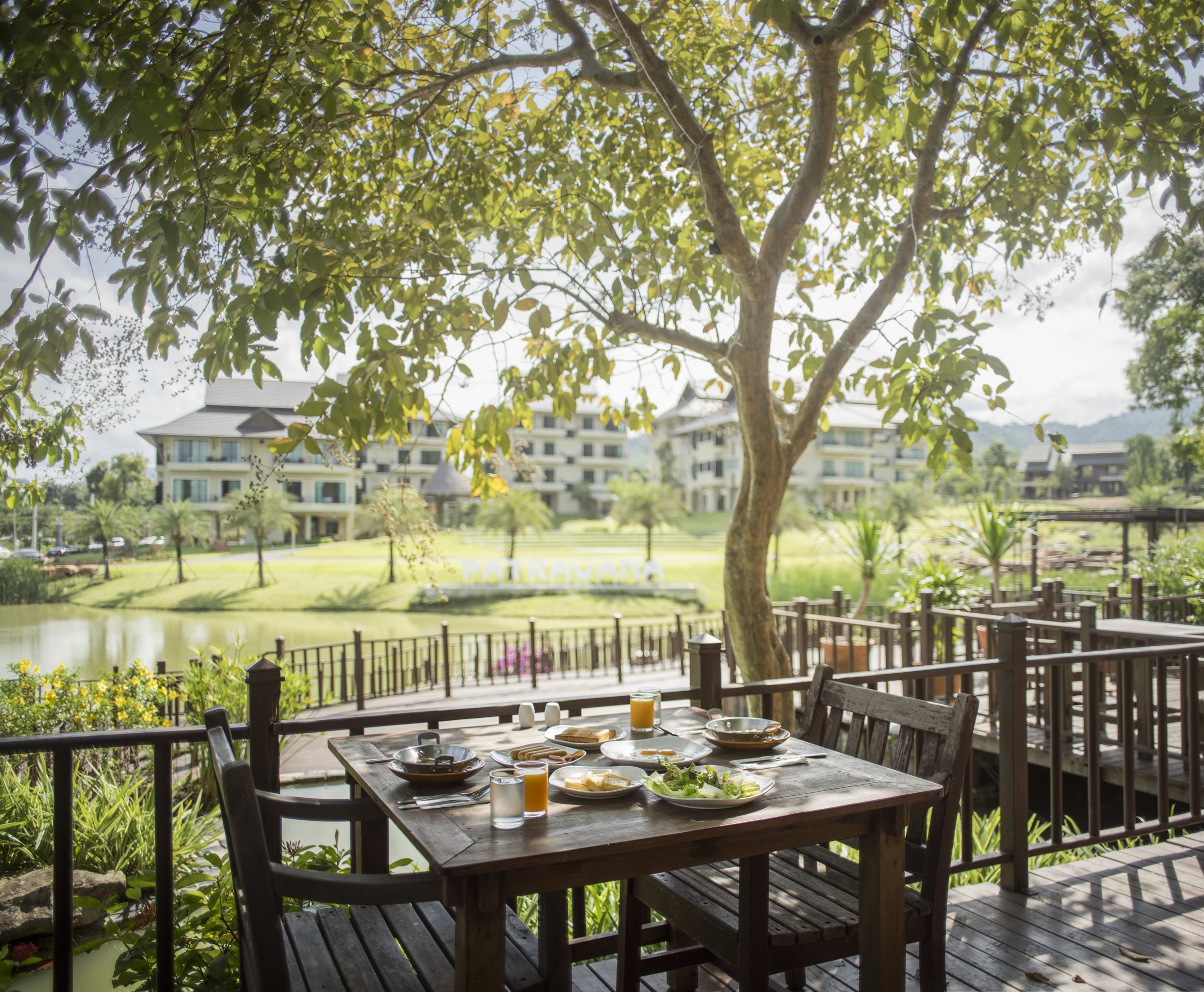 Lakeside dining terrace
